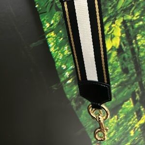 MARC JACOBS crossbody bag strap black white gold